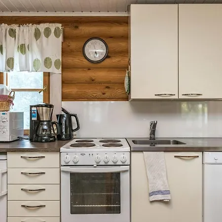 Vihreae Moekki By Interhome *